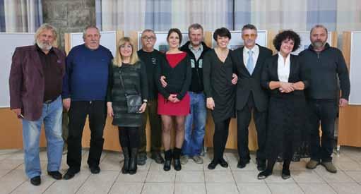 o nás Umelci, zľava L. Hodný, P. Hargaš, E. Grosseová, Z. Netopil, Z. Kubelková, P. Hajdúk, M. Góra Dereszowska, J. Martiš, A. Schumacher, J.