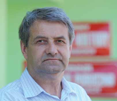 Jest powołany i uprawniony do zawierania umów i podejmowania decyzji w zakresie realizacji zadań statutowych Związku.