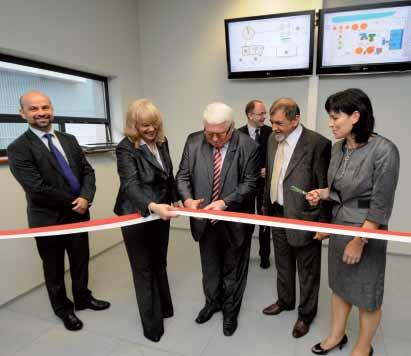 Obecnie trwa okres zgłaszania wad i usterek, który zakończy się 28.05.2011. 14.06.