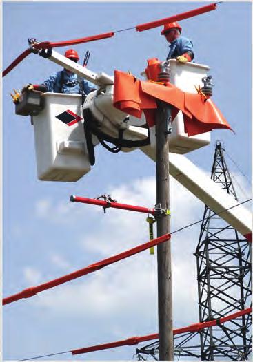 r. [4] Kochan G., Lenarczyk K., Kiczkajło K., Dudek B.: Replacement of existing ground wire with OPGW under live-line conditions, Budapest, ICOLIM 2014, także Energetyka 2014, nr 8. [5] Dudek B.