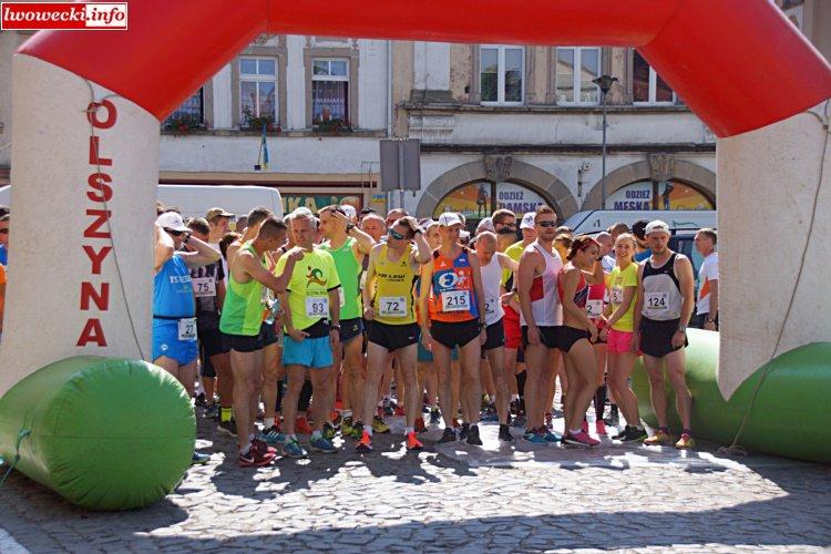 Każdy uczestnik w zestawie startowym otrzymał koszulkę, a po minięciu mety pamiątkowy medal.