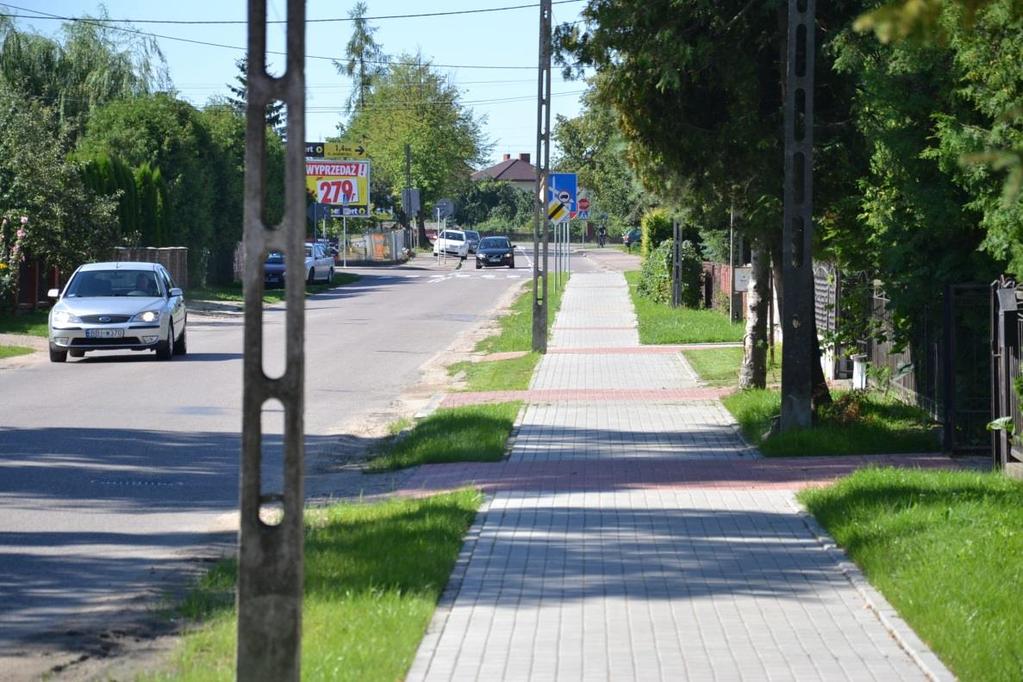 Miasto Bielsk Podlaski partycypowało w kosztach budowy chodnika w ulicy Chmielnej. Inwestycja realizowana była od maja do lipca 2016 roku przez Powiatowy Zarząd Dróg w Bielsku Podlaskim.