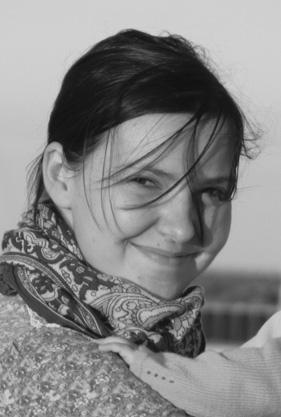 Życie Duchowe Wiosna 82/2015 Emilia Góźdź Ojciec moich dzieci Moja mama często powtarzała: Jeśli chcesz wiedzieć, jak mężczyzna będzie cię traktował jako żonę, przyglądaj się jego relacji z matką.