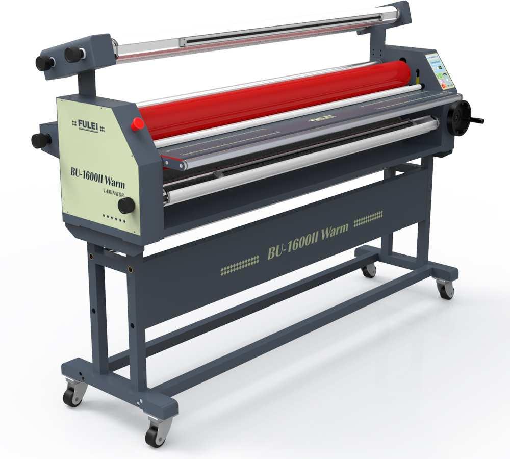 Laminator może również służyć do nakładania powleczeń strukturalnych, które zwiększają atrakcyjność grafiki. Viso Lam 160H może również wspomagać wyklejanie grafiki na płyty.