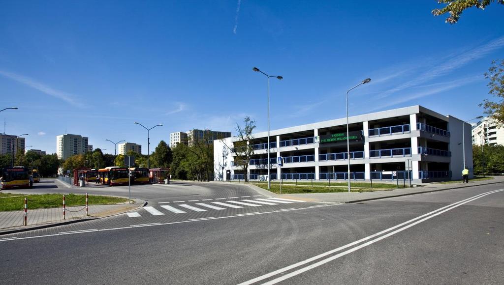 P+R Metro Wilanowska al. Wilanowska 236. Parking 3-kondygnacyjny przy stacji metra Wilanowska i pętli autobusowej. Otwarcie - 2 stycznia 2008 roku.