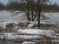 znaków nawigacyjnych; -Uszkodzenia budowli hydrotechnicznych