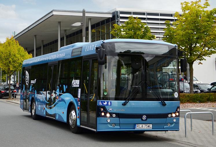 SOLBUS SOLCITY 12 LNG dane techniczne Masa własna: 10,3 ton Pojemność pasażerska: do 110