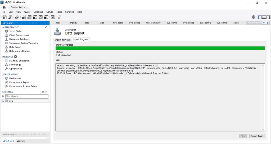 W przypadku pojawienia się problemów podczas importu należy ręcznie usunąć utworzoną częściowo bazę i ponownie ją zaimportować.