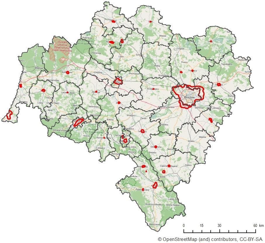 Obszary przekroczeń stężeń dobowych/ liczba dni pył PM10 glomeracja wrocławska: Powierzchnia obszarów przekroczeń: 84% powierzchni miasta, 99% mieszkańców Ocena 2015 Miasto Legnica: Powierzchnia