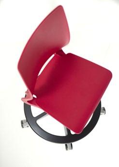 REGULOWANE I NIEZALEŻNE Krzesło Xact Start ma regulowaną wysokość i głębokość siedziska oraz mechanizm Free Float, który