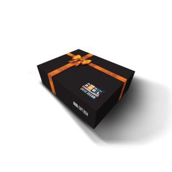 Dodatki ADBL GIFT BOX 4 x ADBL GIFT BOX jest ozdobnym opakowaniem podarunkowym przeznaczonym na 4 produkty