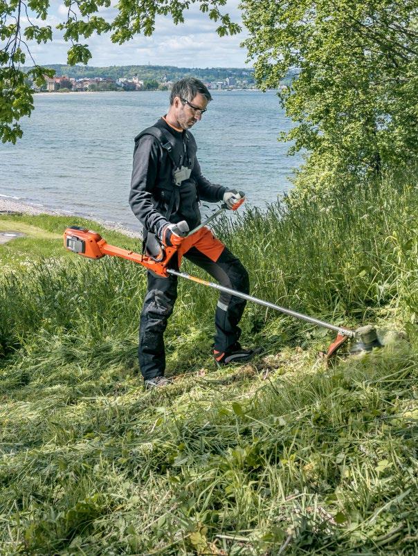 4 BATTERY SERIES MASZYNY AKUMULATOROWE PEŁNE MOCY I WYGODNE Seria maszyn akumulatorowych