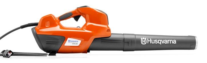6 BATTERY SERIES HUSQVARNA BATTERY SERIES SERIA CICHA LECZ MOCNA Akumulatory litowo-jonowe Husqvarna zapewniają pełną moc aż do całkowitego