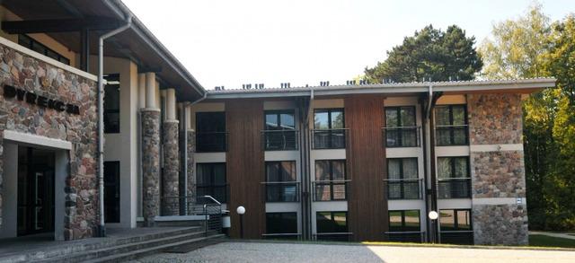 Dobry nocleg Apartamenty Carskie - Białowieża Towarowa www.carska.pl Apartamenty Gościnne KRESY w Pogorzelcach www.