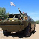 każdy z militarnych