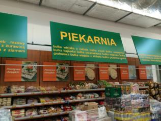 obejmujący