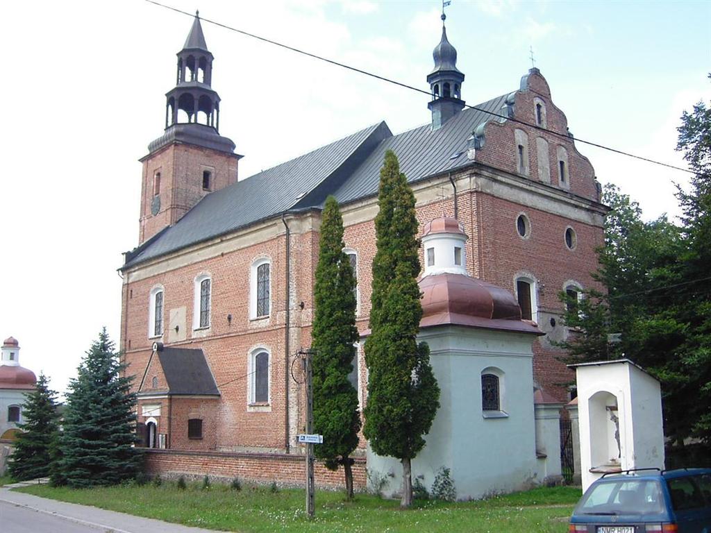 Rysunek 14 Kościół w Głotowie (źródło: http://dobremiasto.com.