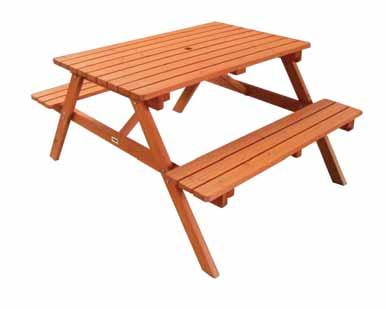 Rozmer: 150 x 120 x 75 cm HECHT MONROE SET 4 od 3/13 229,00 Luxusný kombinovaný set masívnych štyroch kresiel a jedného stola z tvrdého tropického dreva Meranti.