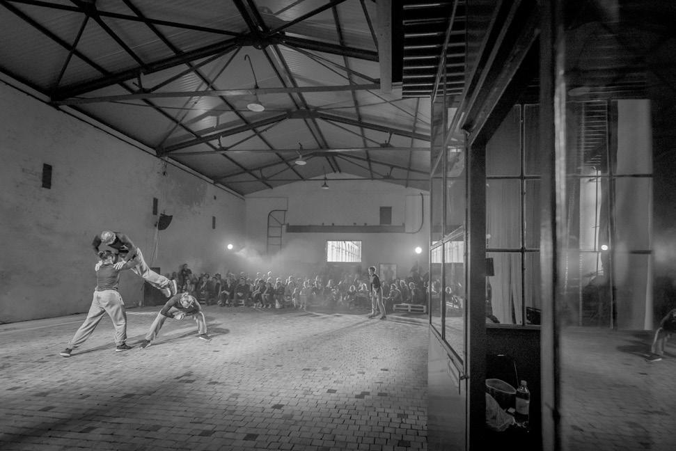 INDUSTRIADA to festiwal, który prezentuje autentyczne skarby dziedzictwa kultury przemysłowej, a program i jego atrakcje napędzają maszyny.