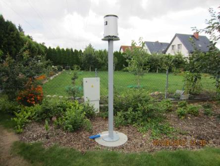 Propozycja lokalizacji punktów systemu hydro - meteorologicznego H/Q 011 - Pomiar w przekroju zamykającym zlewnię potoku Wiczlińskiego w momencie wybudowania zbiornika retencyjnego; H/Q 012 - Pomiar