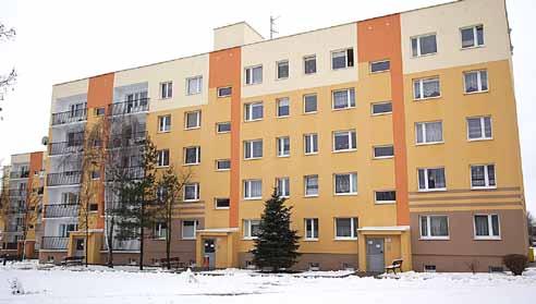 Administracja nr 5 Stolarka okienna i drzwiowa Wymieniono okna i drzwi balkonowe w 40 blokach (707 sztuk) Bugaj 88 4 sztuki Bugaj 92 13 sztuk Bugaj 94 23 sztuki Bugaj 96 13 sztuk Roweckiego 17 5