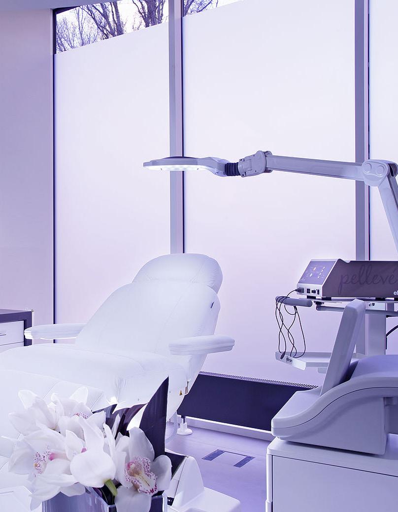 2. CHARAKTERYSTYKA DZIAŁALNOŚCI CENTRUM MEDYCZNE ENEL-MED S.A. 2.3. Klinika medycyny estetycznej ESTELL Pierwsza klinika medycyny estetycznej Emitenta, mieszcząca się w budynku Senator przy ul.