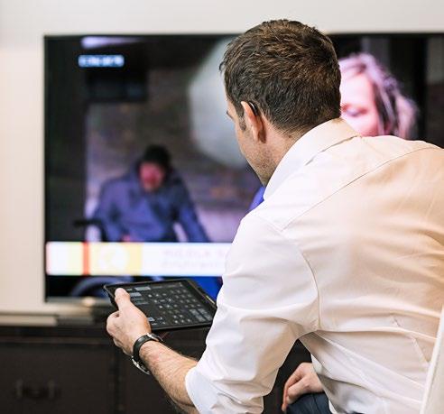 Używając aparatów Zerena razem z adapterem TV-A doświadczysz najwyższej jakości dźwięku z odbiornika telewizyjnego.