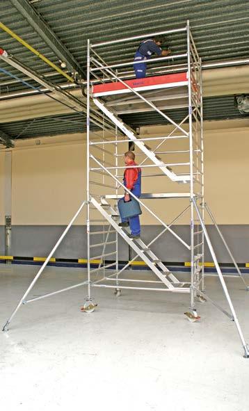 STABILO Professional Rusztowanie jezdne Seria 5500 + + atestowane przez TÜV, nośność 00 kg/m (grupa rusztowań 3) według EN 00 + + rusztowanie z wygodnym wejściem z pomocą schodów + + dzięki schodom