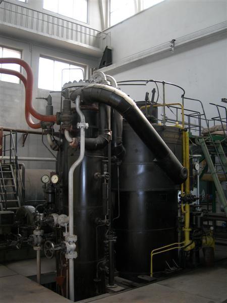 Rys. Kocioł tyu Velox Kocioł tyu "Velox" obok odstawoweo zadania jakim jest eneracja ary realizuje obie turbiny azowej.