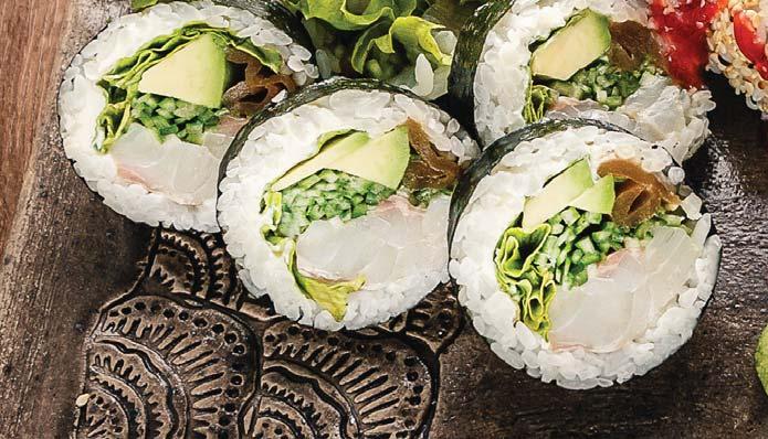 ..21 FUTO OSO Łosoś, majonez, por, ogórek, oshinko, sałata, grzybki shitake Salmon, mayonnaise, leek, cucumber, oshinko, lettuce, shitake.