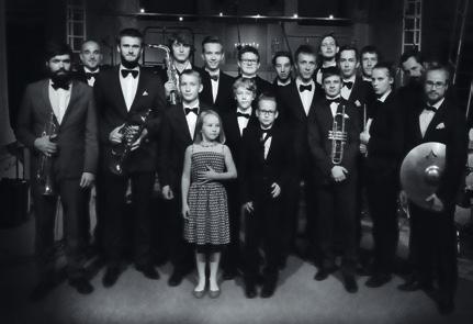 46 www.podlasieslowfest.pl MUZYKA 47 muzyka młodego pokolenia. Usłyszymy autorskie kompozycje w klimacie modern-jazzu. wskrzeszone przez wybitnego kantora Marcina Abijskiego.