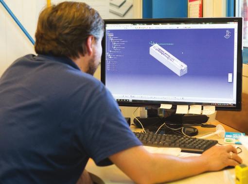 PRODUKUJEMY 100 TON WYROBÓW METALOWYCH PRZETWARZANYCH MIESIĘCZNIE Proces