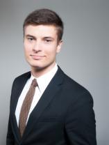 FOR realizuje swoje cele poprzez organizację debat oraz publikację raportów i analiz podejmujących ważne tematy społeczno-gospodarcze, a w szczególności: stan finansów publicznych, sytuację na rynku