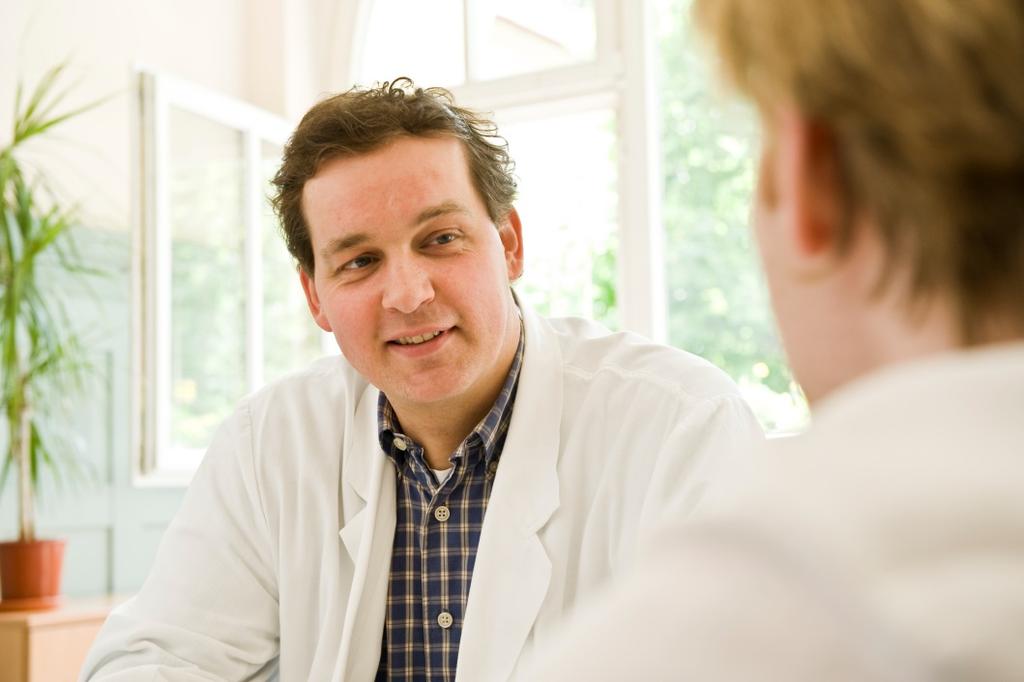 Psychiatria und Psychosomatyka Klinik für Psychiatrie, Psychotherapie und Psychosomatik, Bezirksklinikum Ansbach Psychiatria ogólna, Oddziały dla osob