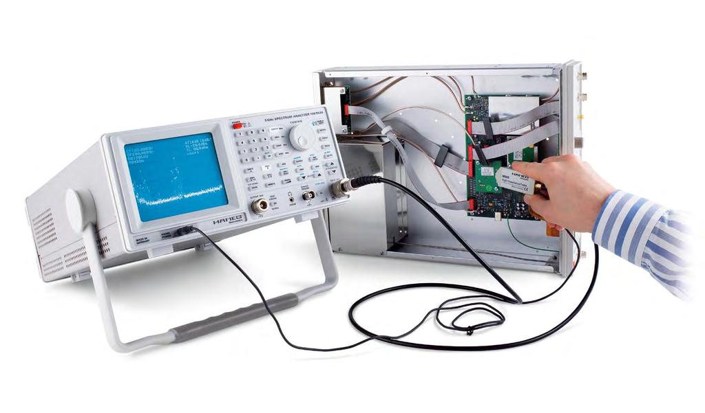HAMEG NARZĘDZIA POMIAROWE EMI Każdy kto sprzedaje elektroniczne przyrządy lub urządzenia na terenie Unii Europejskiej musi zapewnić aby spełniały one wymagania Unii odnośnie kompatybilności