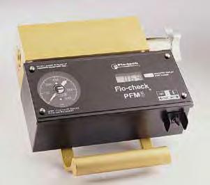 PFM6 cyfrowy przenośny tester hydrauliczny Jednoczesny pomiar przepływu, ciśnienia, temperatury Pięć zakresów pomiarowych Duży 3 1/2 pozycyjny wyświetlacz LCD dla przepływu i temperatury Manometr