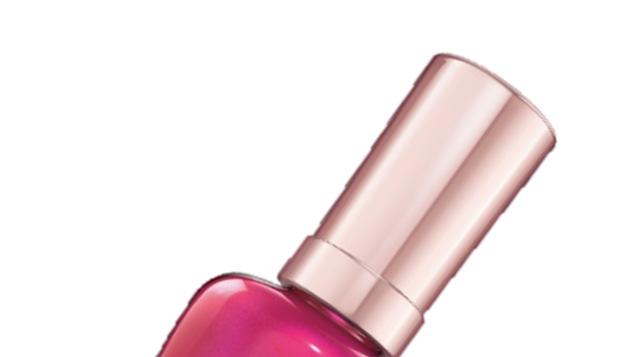 SALLY HANSEN PRZEDSTAWIA INNOWACYJNĄ, PIELĘGNACYJNĄ LINIĘ