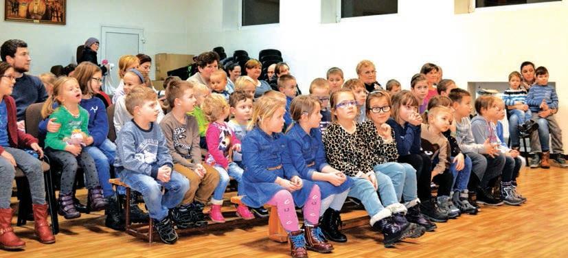 www.polskatimes.pl Polska The Times Numer 4 05/2017 Strona 5 Baśń o dwunastu miesiacach w Jaktorowie 20 stycznia, w piątkowe popołudnie, gościł na terenie Jaktorowa Teatr Arlekin z Białegostoku.