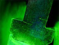 com/mining Defekt struktury jest odwzorowany