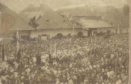 Strój jako identyfikator grupy etnograficznej Kto chce zobaczyć, jak się ubiera i stroi lud wiejski na Sądecczyźnie, a nie może jeździć po jarmarkach do Starego i Nowego Sącza, do Łącka, do Limanowej