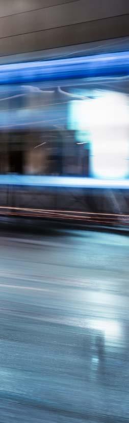 PULS MIASTA TOYOTA C-HR PULS MIASTA Miasto jest środowiskiem naturalnym dla Toyoty C-HR.