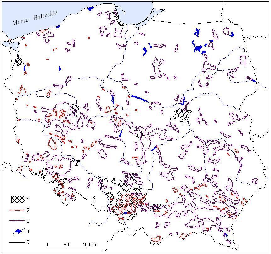 Ryc. 4. Rozmieszczenie ośrodków i okręgów eksploatacji surowców warstwa krajobrazy górnicze i przemysłowe. Na podstawie Mapy Surowców Polski PIG. Fig. 4. Distribution centers and districts of mineral resources exploitation the layer of mining and industrial landscapes.