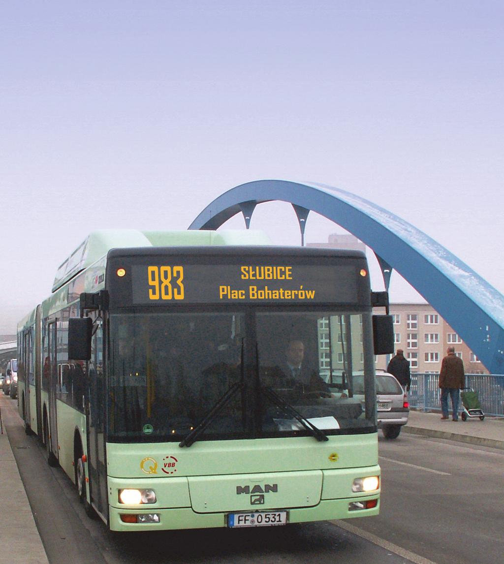 Fahrgäste werden gebeten der Haltestelle Collegium Polonicum auszusteigen und zu Fuß zur Haltestelle über die Brücke zu laufen und dort die Buslinien 980