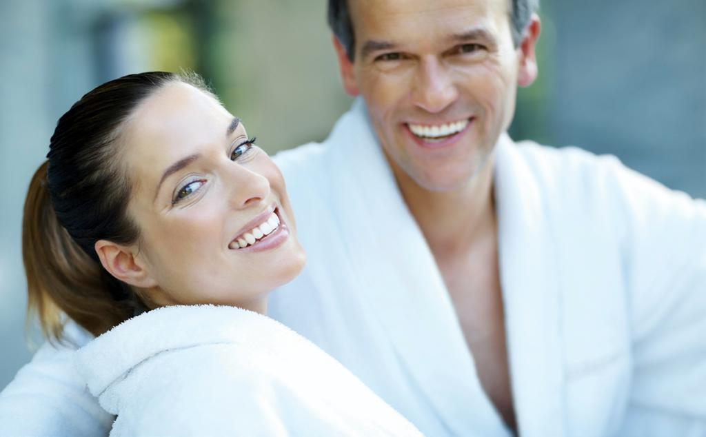Zabiegi i rytuały pielęgnacyjne na ciało Body treatments and rituals Rytuał Ziemi /Earth Ritual Masaż gorącymi kamieniami w połączeniu z kamieniami szlachetnymi, masażem tajskim stóp oraz