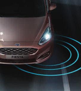 Blind Spot Information Gdy system kontroli martwego pola wykryje inny pojazd znajdujący się lub wjeżdżający w strefę martwego pola widzenia, ostrzega o tym za pomocą