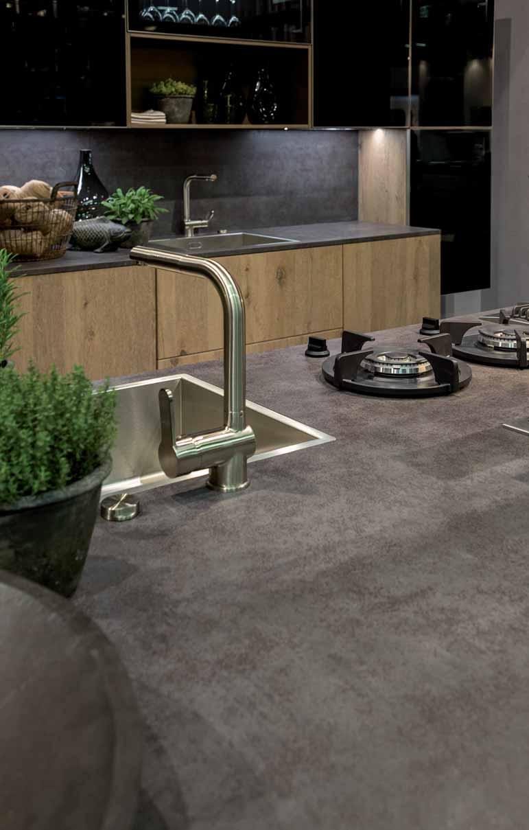 4 Countertop: Iron Grey 12mm;