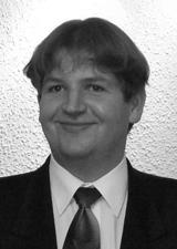 PAK /7 39 Przemysław ORŁOWSKI POLIECHIKA SZCZECIŃSKA, ISYU AUOMAYKI PRZEMYSŁOWEJ Zastosowania deomozyci SVD-DF Część : Wrowadzenie do analizy częstotliwościowe dla uładów niestaconarnych Dr inż.
