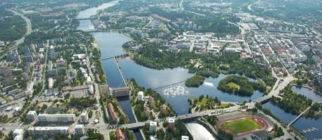 Jest atrakcyjnym turystycznie miejscem. Działa tam także m.in. polski konsulat honorowy. Oulu miasto w zachodniej Finlandii.