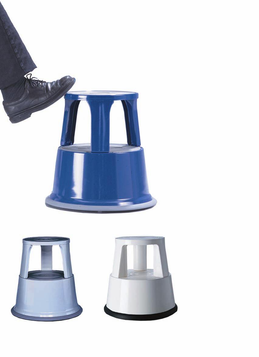 Taborety na kółkach Taborety na kółkach Testy TÜV i BG. 3 sprężynowe rolki ułatwiają przesuwanie. Z grubym, plastikowym pierścieniem podstawy. Stopnie pokryte gumą antypoślizgową. Nośność 150 kg.