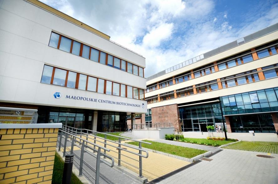 WPROWADZENIE Rok 2014 był rokiem wyjątkowym Rokiem Jubileuszu 650-lecia Uniwersytetu Jagiellońskiego.